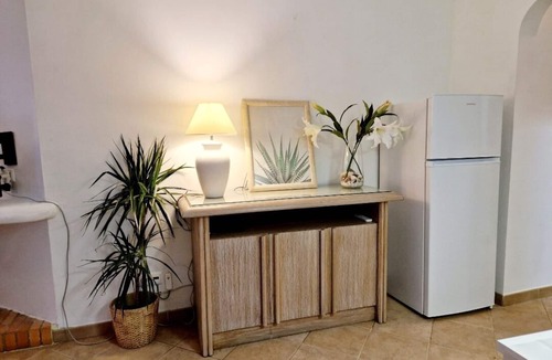 Urbanizacao dos Calicos Apartment | Spacious 3bed/2b, Ground Floor Corner apt. Big Garden, Close to shops and beach