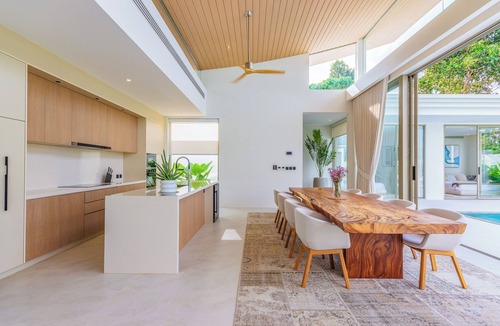 Thep Kasattri Villa | Spacious Brand-New Modern Balinese-Style Villa in Layan