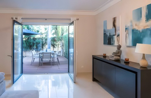 Penina House | Spacious family 3BR Townhouse with Terrace & Pool