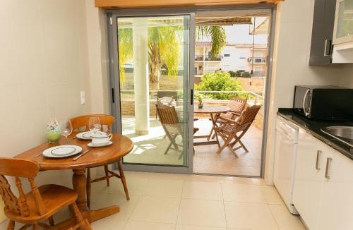 Mosqueira House | Spacious Villa with AC, pool and garden by Algarve Dream Holidays