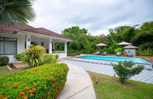 Khuekkhak Villa | Sriwaree Pool Villa Khao Lak - 8 meters pool - 3 bedroom - 2 bath