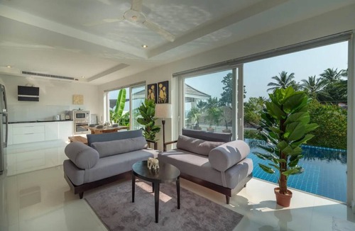 Bophut Hills Villa | Stunning 2-bedroom villa with infinity pool and sunrise views