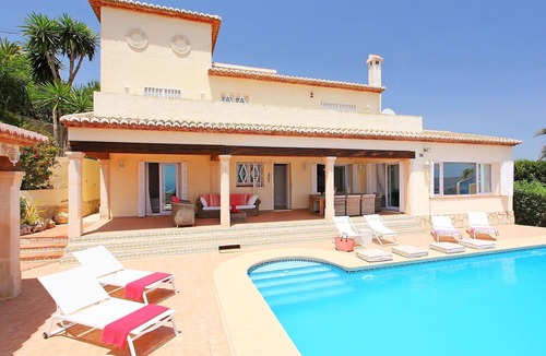 Benimeit Villa | Stunning private villa for 8 people with WIFI, private pool, TV, patio and panoramic view
