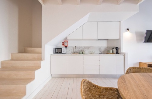 Faro City Centre Apartment | Suits Boutique Arco - Mezanino apartment by HD