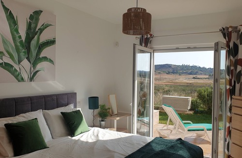 Burgau Apartment | Sunny apartment with two large patio areas and views over open countryside