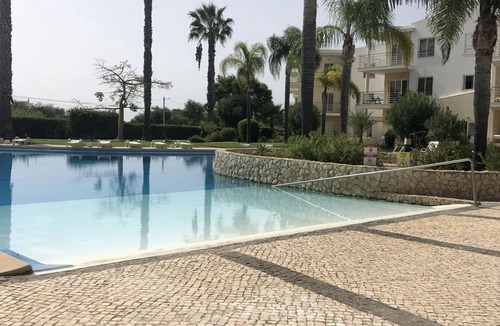 Torralta Apartment | Superb 2 bedroom apartment with pool view in Vila da Praia, Alvor