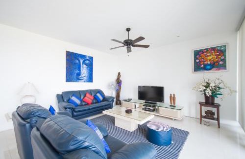 Cherngtalay Villa | Surin Heights Villa