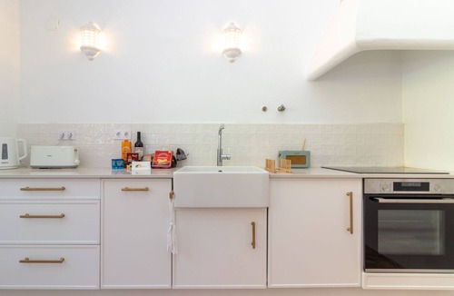 Poco Partido House | The Cottage - 2 Bed Villa 10 Minutes Walk to town