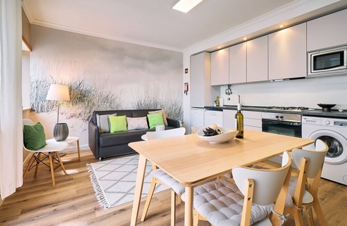 Armacao de Pera Apartment | The new renovated Sabine Apartment with a side sea view