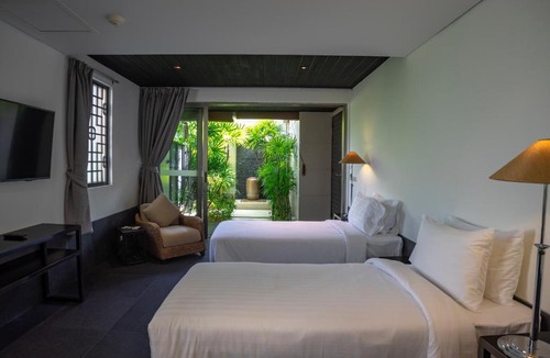 Choeng Thale Resort | The Pavilions Phuket