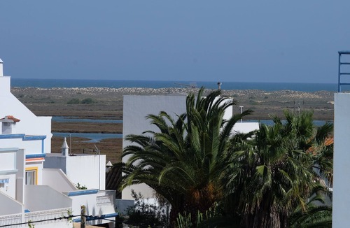 Santa Luzia Apartment | TOP FLOOR, Terrace 50 m2, swimming pool, center, near beach. Wireless