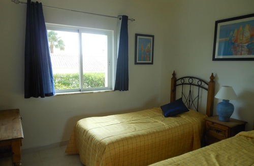 Budens House | Townhouse In A Peaceful, Rural Location with FREE UNLIMITED WIFI