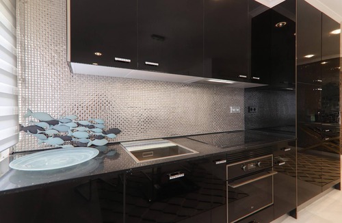 Cavacos Apartment | Vacation Apartment "Atlântida T1" with Sea View, Wi-Fi, A/C & Terrace; Parking Available on Street