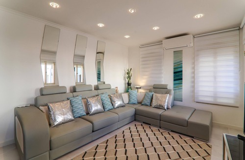 Cavacos Apartment | Vacation Apartment "Atlântida T1" with Sea View, Wi-Fi, A/C & Terrace; Parking Available on Street