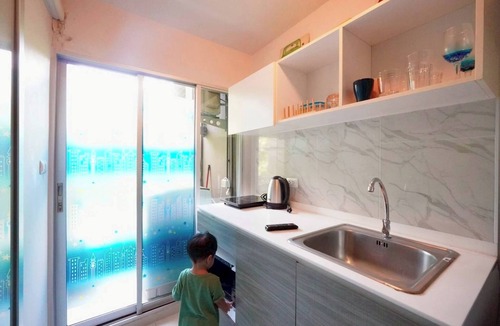 Ratsada Apartment | Valley Mountain View&City Proximity Golden Eight Apartment