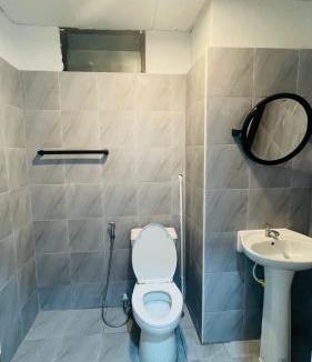 Talat Nuea Apartment | Very budget 1 bedroom for sleep and a lot of space to stay