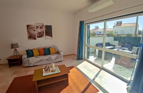 Montechoro Villa | Vila Magna near The Strip with BBQ, AC, Balcony, Parking, 4 TVs and Free wifi
