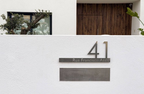 Montenegro Apartment | Villa 41 - Private Studios Faro Airport, Beach & City Center