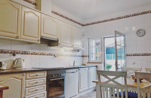 Porto de Mos Villa | Villa '50 SOLEILS '+ Private Pool, 4BR - 3BA sleeps 7 WiFi-TV Porto do Mòs beach