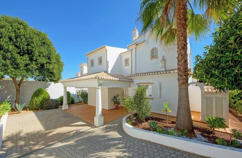 Albufeira Villa | Villa Adele - Four Bedroom Villa, Sleeps 8