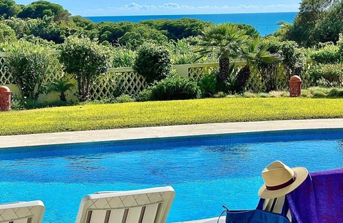 Albufeira House | Villa Algarve-Seafront Albufeira-5mn walk from beach tennis -heated pool - À/C