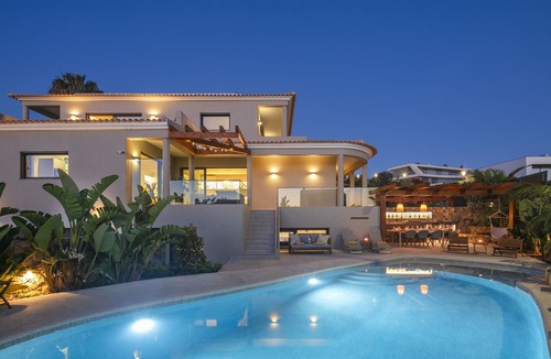 Lagoa Villa | Villa Ayo - Pool & Sauna ♡