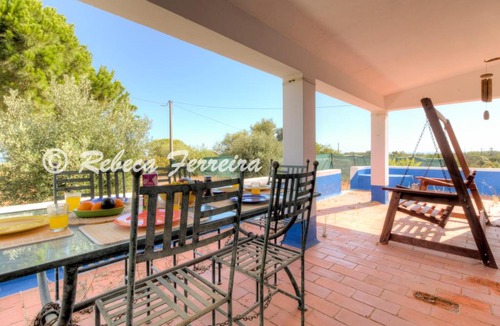 Caramujeira Villa | Villa Caramu - rustic 3 bedroom villa with private pool and great seaviews