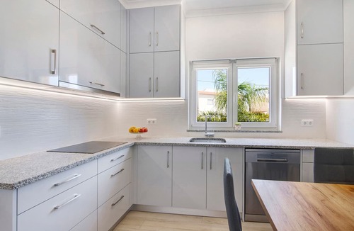 Pera Villa | Villa 'Casa Amma' with Private Garden, Wi-Fi and Air Conditioning