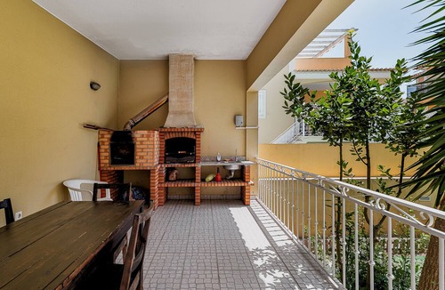 Sao Simao Villa | Villa 'Casa Da Arrabida' with Mountain View, Wi-Fi and Air Conditioning