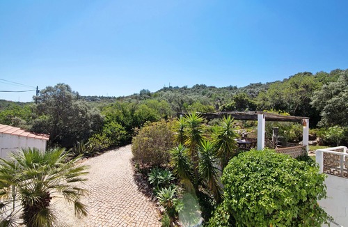 Estoi Villa | Villa 'Casa Kuito' with Mountain View, Private Pool and Wi-Fi