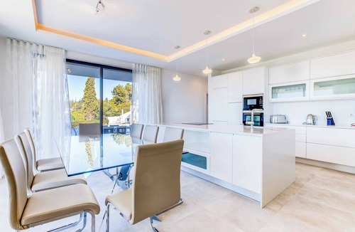 Vale de Centianes Villa | Villa Centeanes - Five Bedroom Villa, Sleeps 10