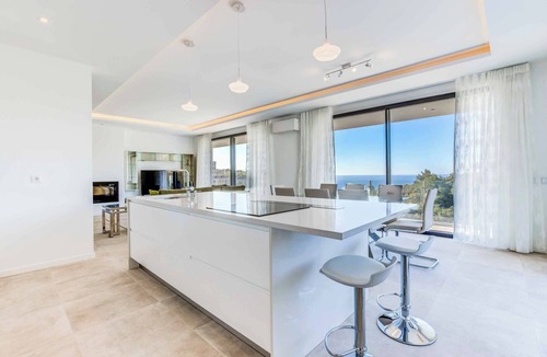 Vale de Centianes Villa | Villa Centeanes - Five Bedroom Villa, Sleeps 10