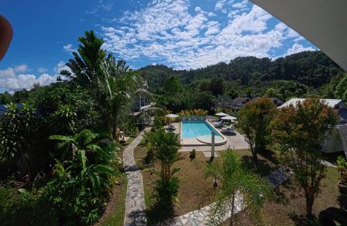 Khuekkhak House | Villa Colina Khao Lak Rooms and Bungalows - Adults Only