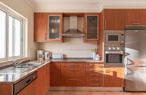 Sesmarias Villa | Villa 'Costa' with Private Pool, Wi-Fi and Air Conditioning