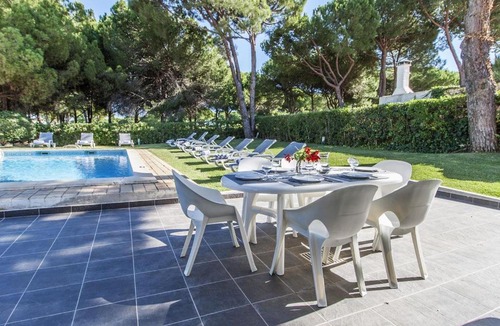 Vilamoura Villa | Villa Da Franca Charming villa 10 guests Private Pool Large Gardens overlooking Old Course Golf