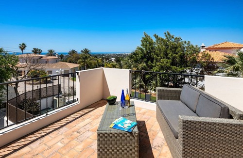 Boliqueime House | Villa de Luxo Tucci em Boliqueime by LovelyStay