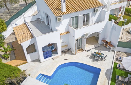 Quarteira Villa | Villa Del Sol