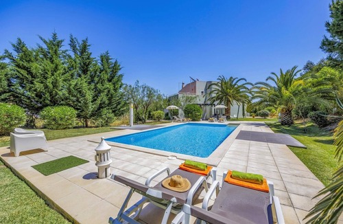 Caramujeira Villa | Villa Eucalipto by Villa Plus