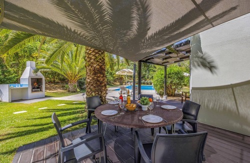 Caramujeira Villa | Villa Eucalipto by Villa Plus