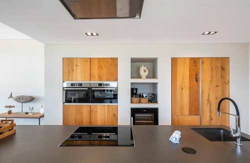 Porto de Mos Villa | Villa Federica - Six Bedroom Villa, Sleeps 12