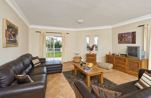 Ariolos Villa | Villa Gomes - Three Bedroom Villa, Sleeps 6