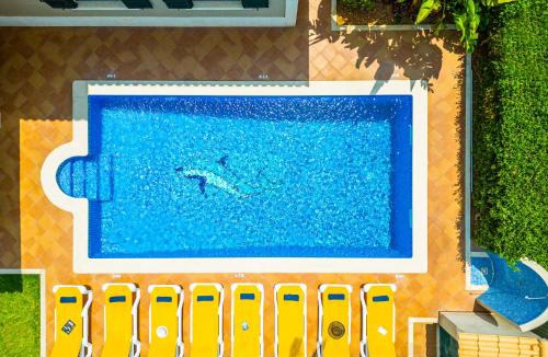 Correeira Villa | Villa Hawaii - Férias relaxantes com piscina aquecível e BBQ - Albufeira