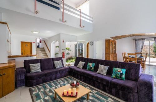 Correeira House | Villa Lageado by IntiHolidays