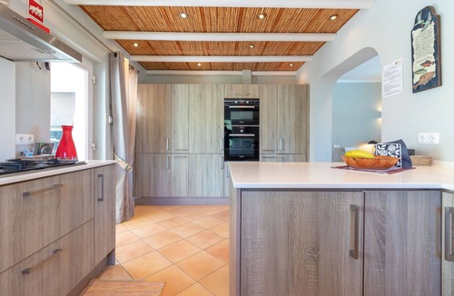 Vale de Covo Villa | Villa Madrugada - Swimming pool, jacuzzi, walking distance to town centre & beach