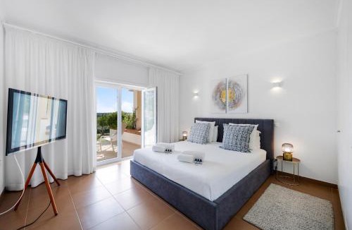 Portimao Villa | Villa Marcia Home - Nature, Golf, Beaches-Lagos