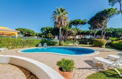 Quarteira House | Villa Mimi - Private T5 Oasis in the Heart of Vilamoura by LovelyStay