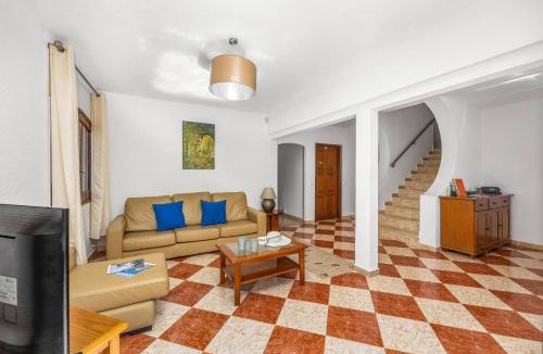 Montechoro Villa | Villa Montechoro by Villa Plus
