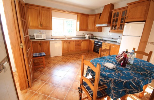 Figueiral Villa | Villa Núria – Your Algarve Retreat!