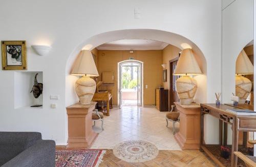 Cerro do Mocho Villa | Villa Oasis by CadenzaLux