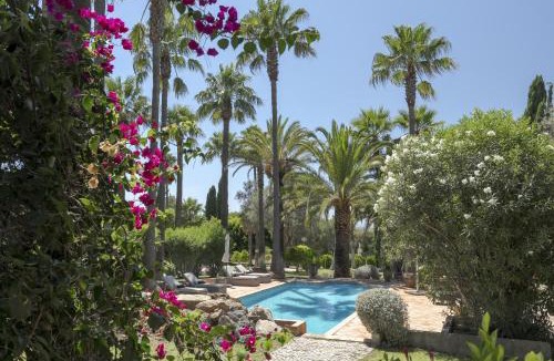 Cerro do Mocho Villa | Villa Oasis by CadenzaLux
